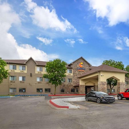 Comfort Suites Omaha East-Council Bluffs Exterior photo