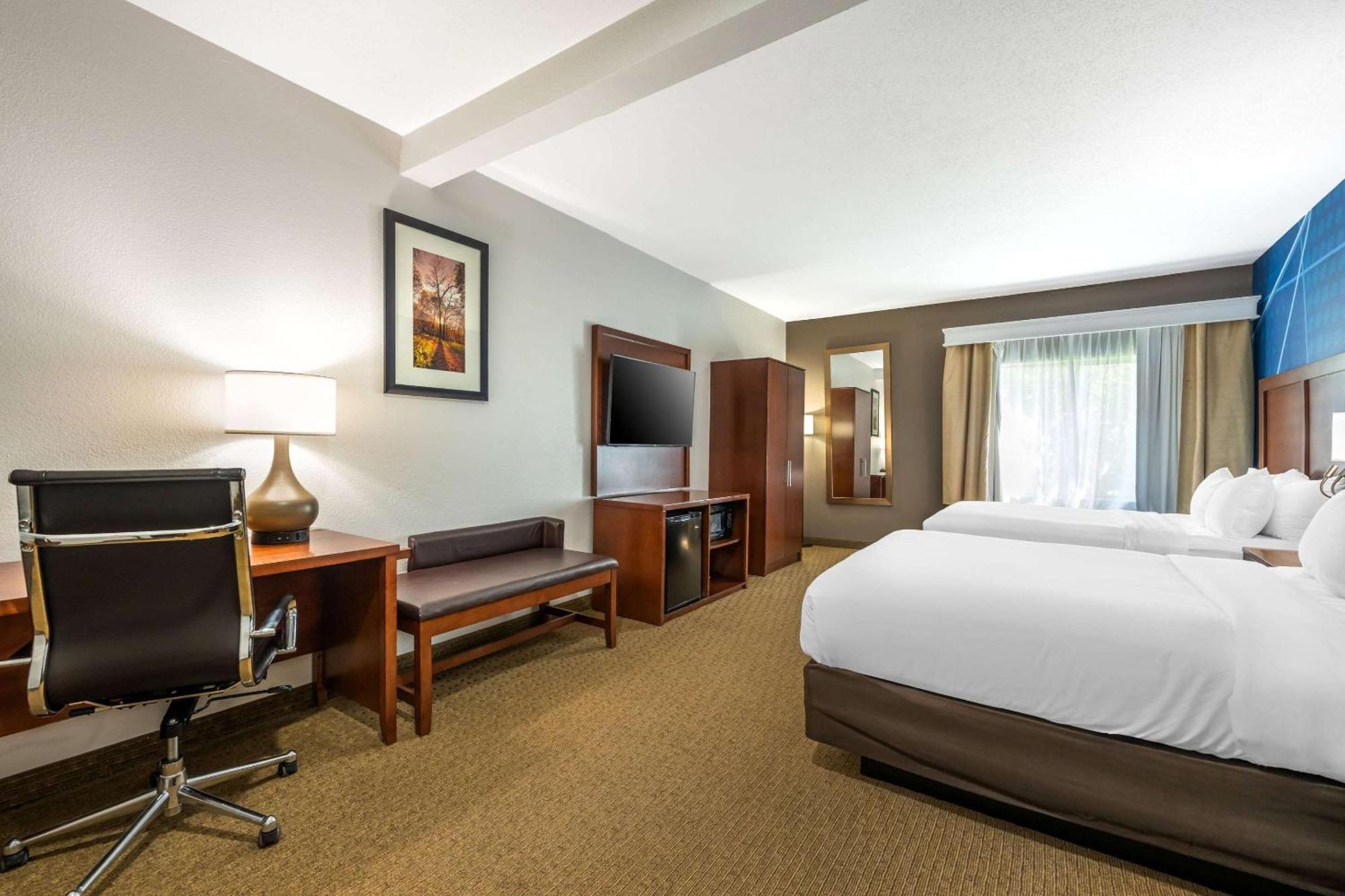 Comfort Suites Omaha East-Council Bluffs Exterior photo